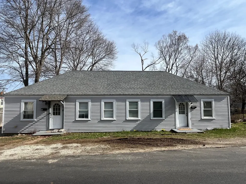 23-25 Cole Street Kittery ME 03904