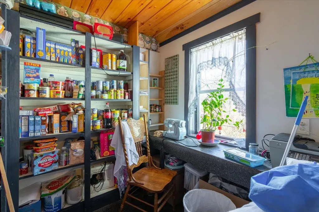 612 Lincolnville Avenue Searsmont ME 04973