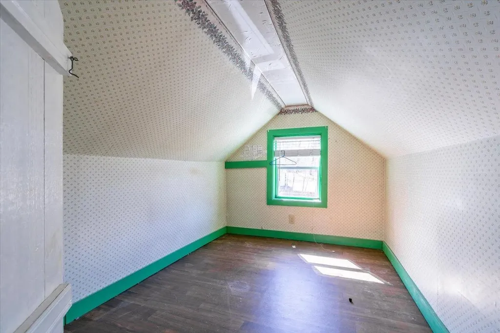 612 Lincolnville Avenue Searsmont ME 04973