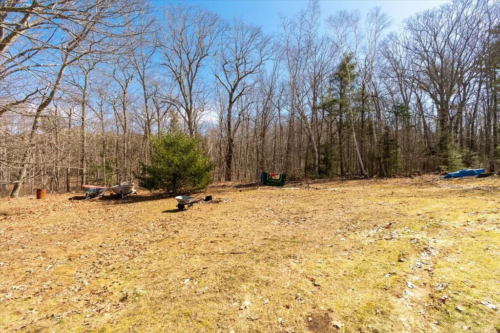 612 Lincolnville Avenue Searsmont ME 04973