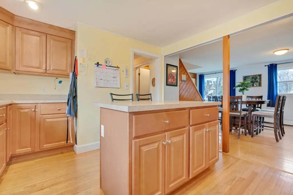 14 Chapman Street Portland ME 04103