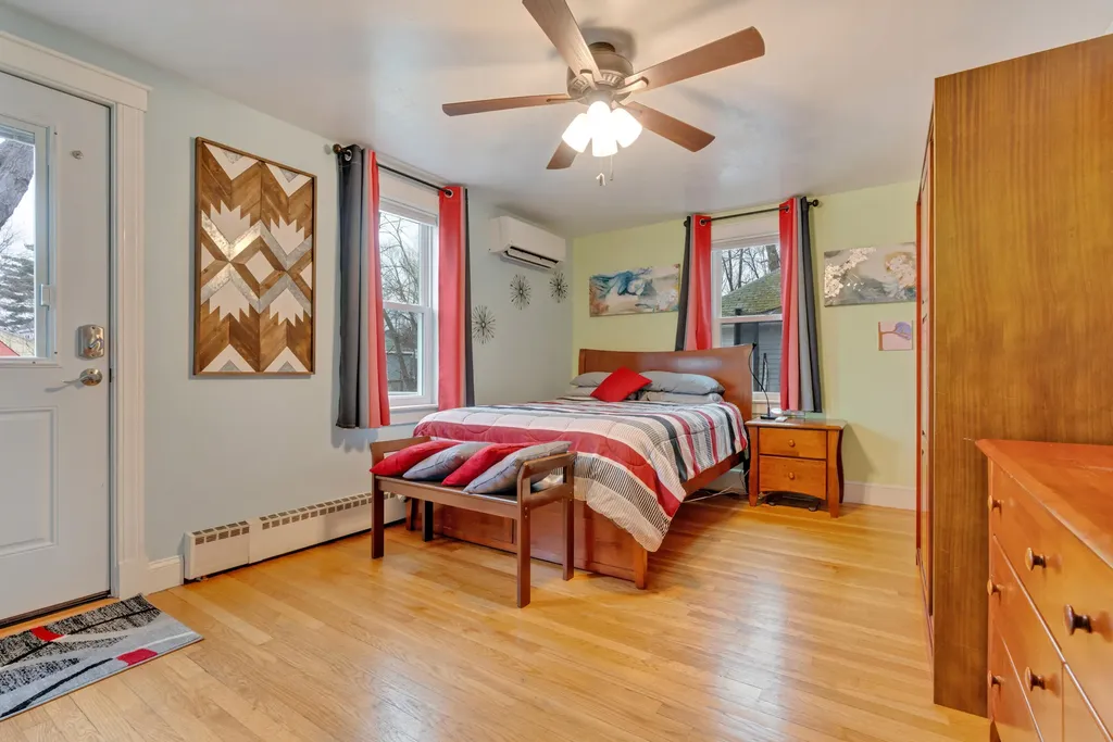 14 Chapman Street Portland ME 04103