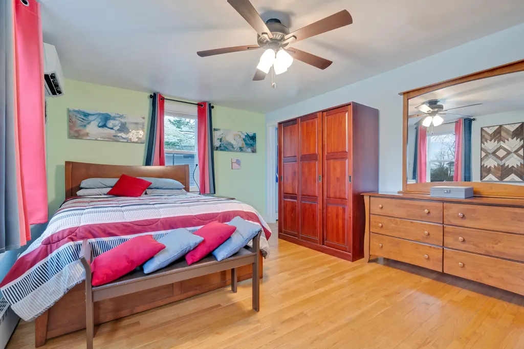14 Chapman Street Portland ME 04103