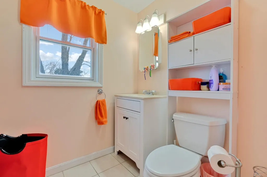 14 Chapman Street Portland ME 04103