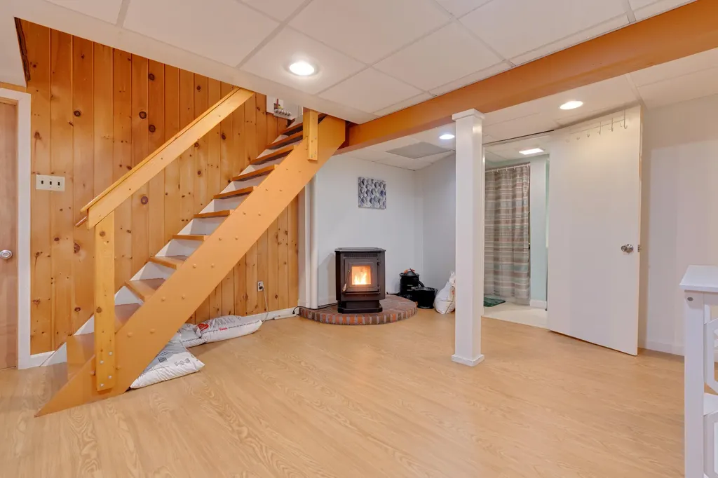 14 Chapman Street Portland ME 04103