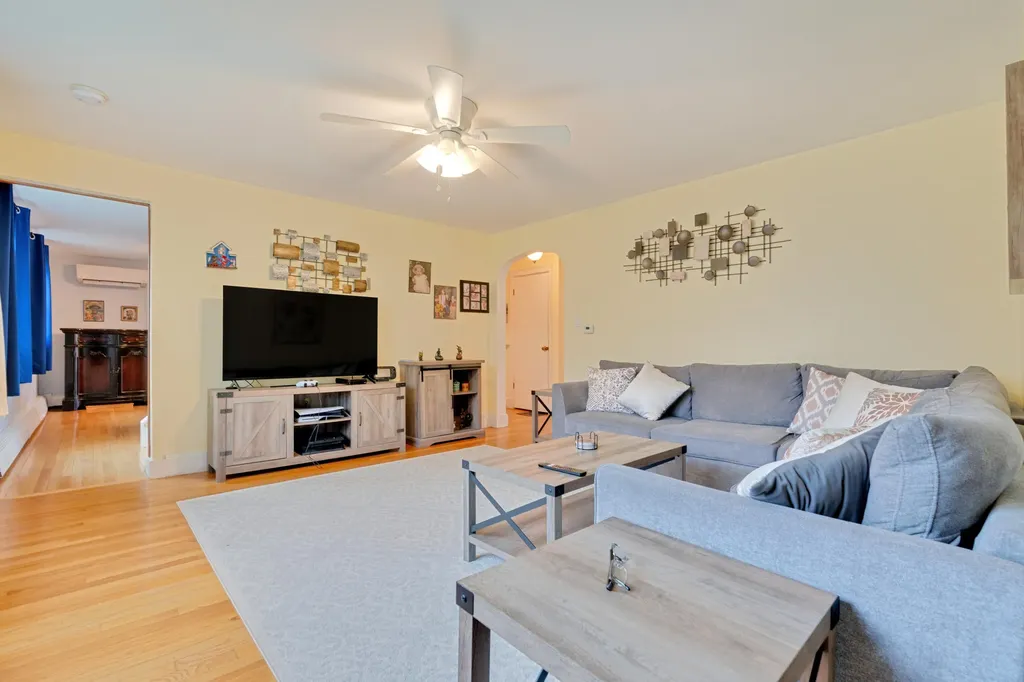 14 Chapman Street Portland ME 04103