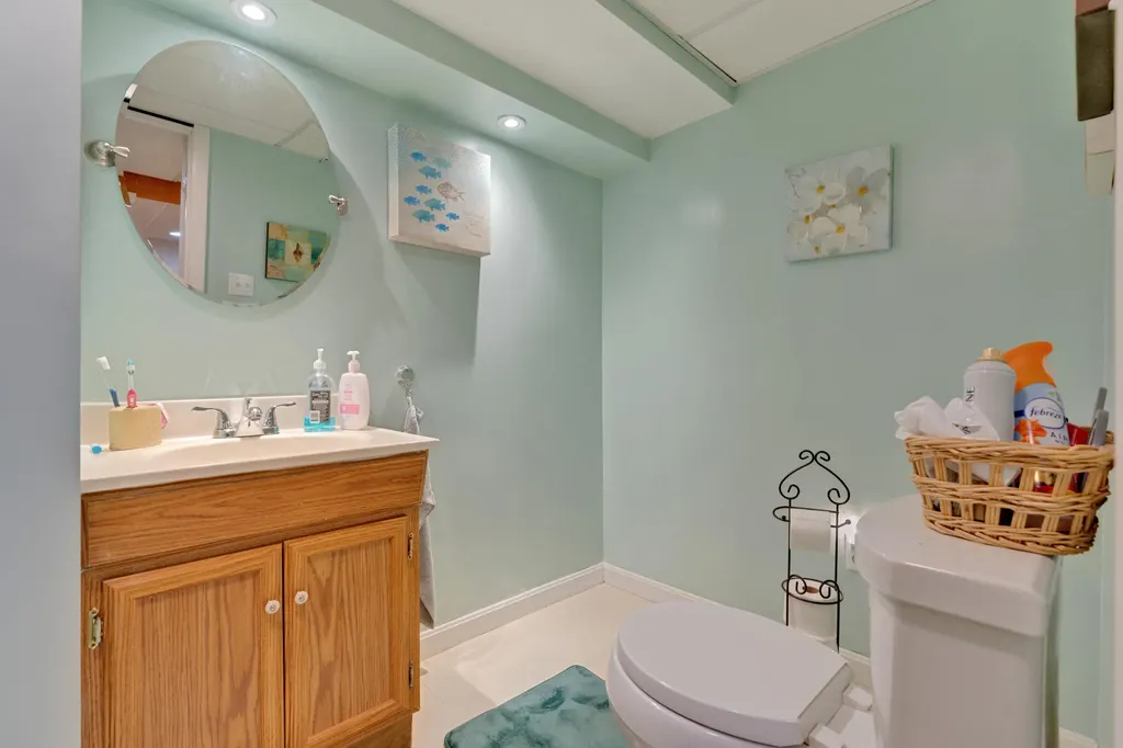 14 Chapman Street Portland ME 04103