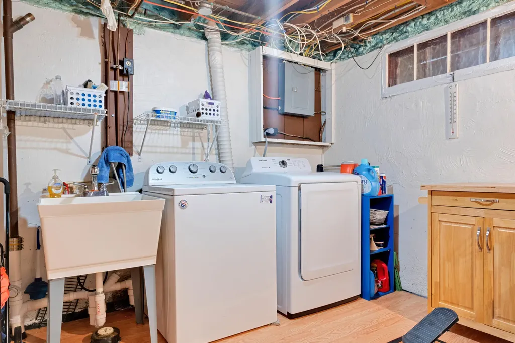 14 Chapman Street Portland ME 04103
