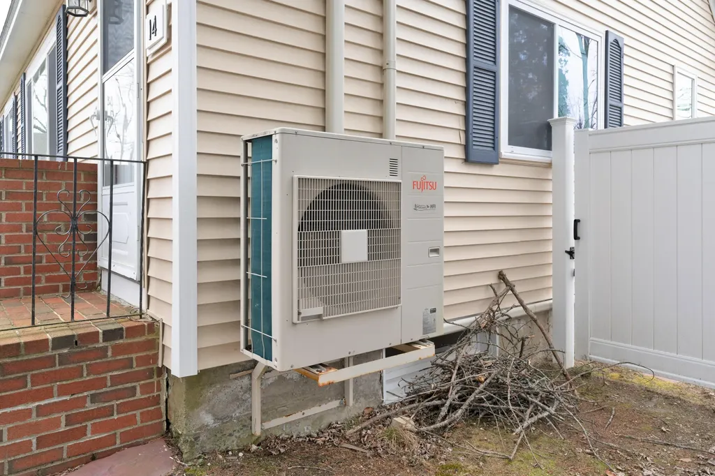 14 Chapman Street Portland ME 04103
