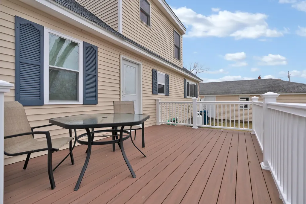 14 Chapman Street Portland ME 04103