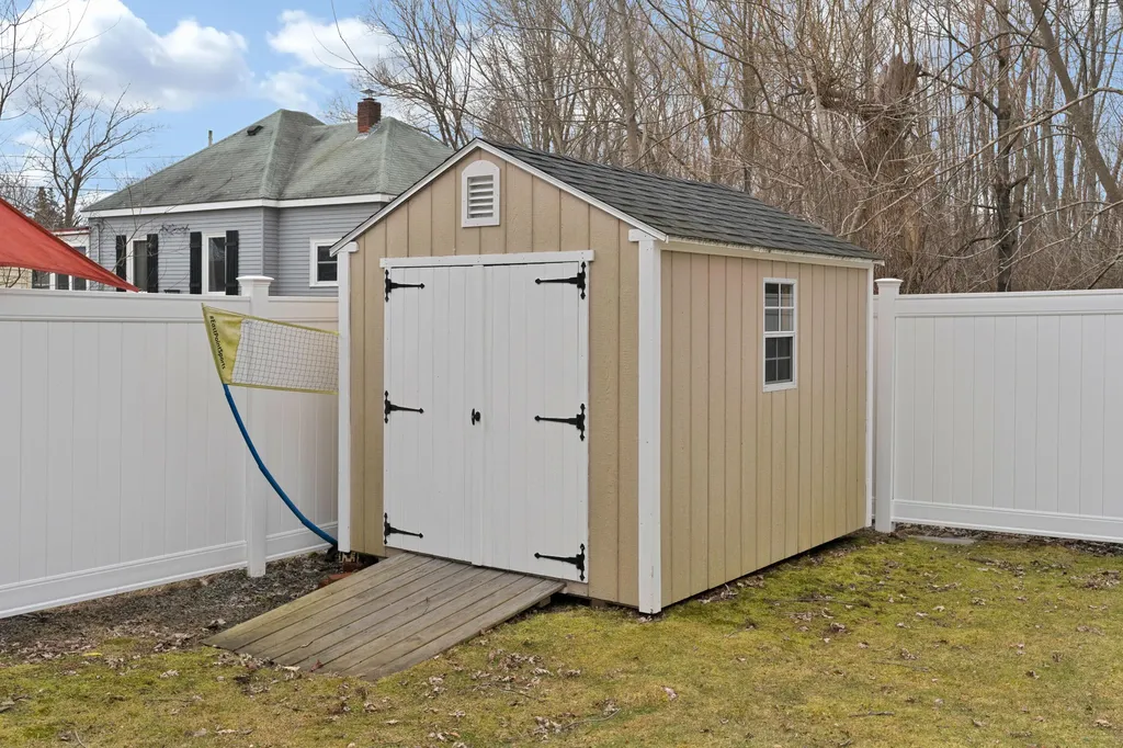 14 Chapman Street Portland ME 04103