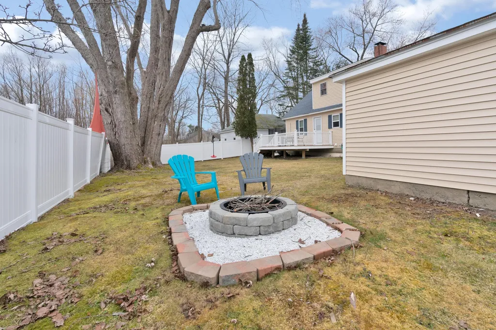 14 Chapman Street Portland ME 04103