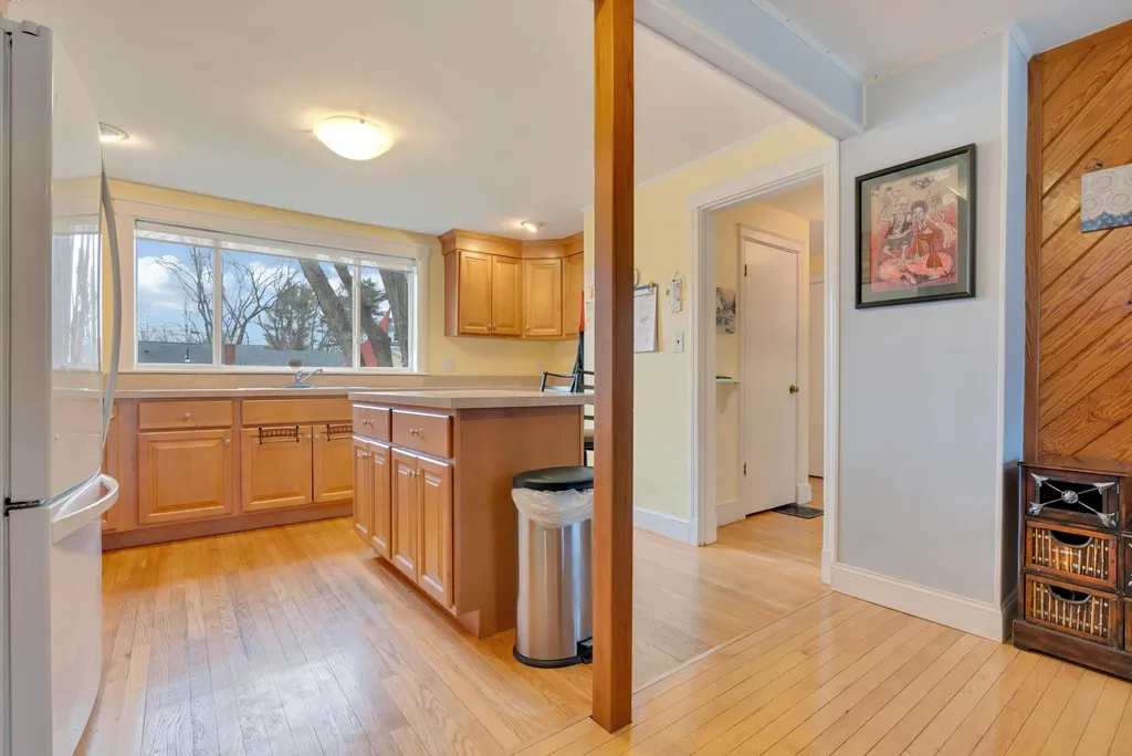14 Chapman Street Portland ME 04103