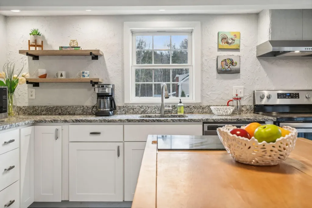 404 Gorham Road Scarborough ME 04074