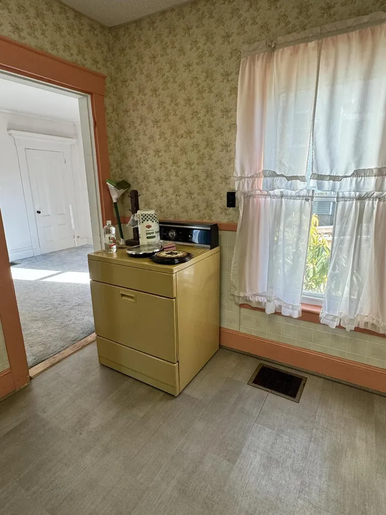 126 Elm Street Bangor ME 04401