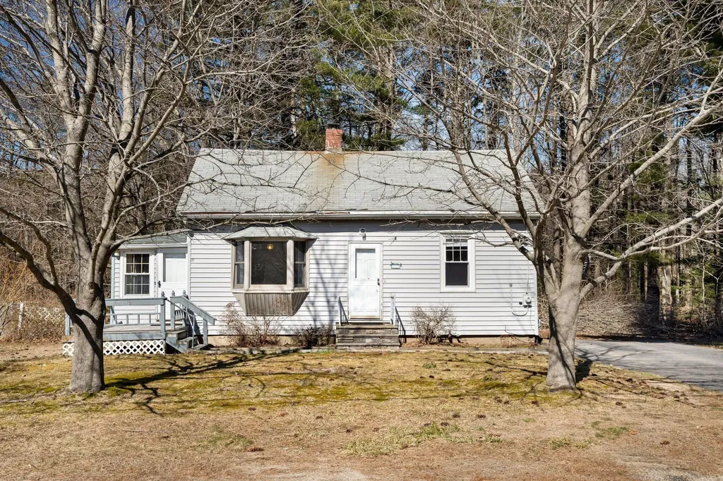 134 Fogg Road Scarborough ME 04074