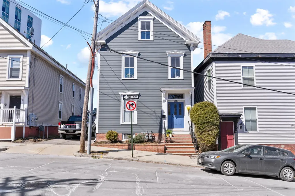 19 Ellsworth Street Portland ME 04102