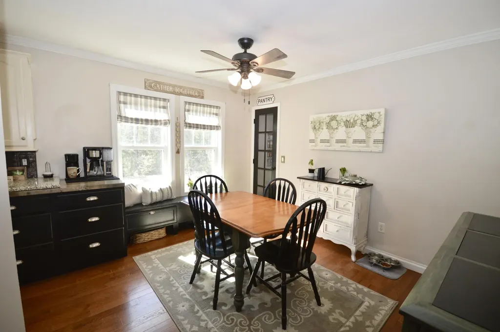 899 Main Road Eddington ME 04428