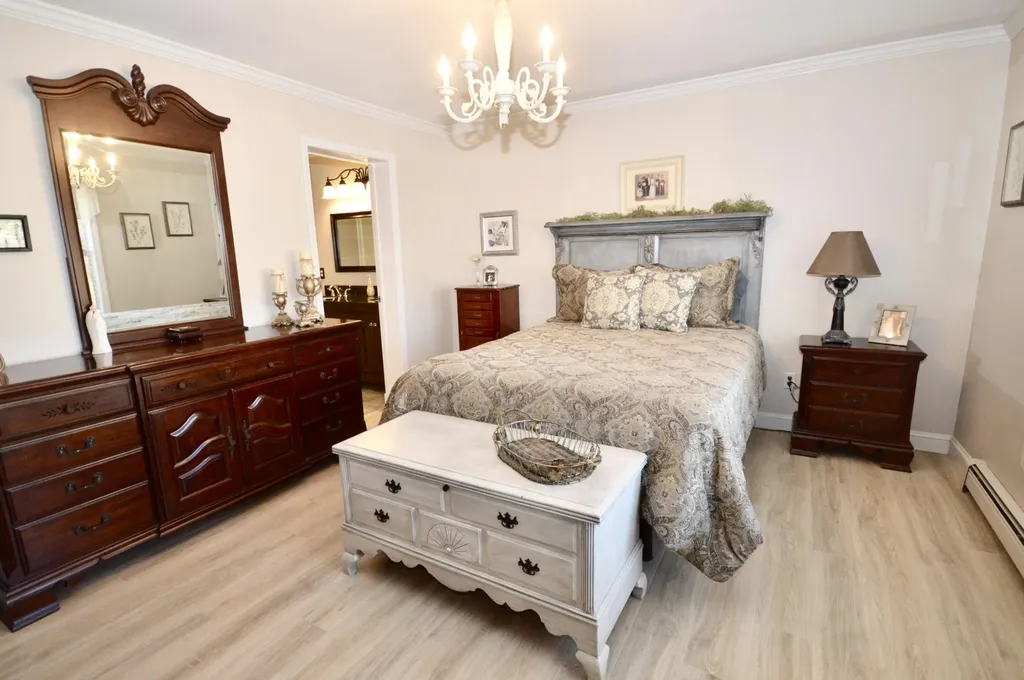 899 Main Road Eddington ME 04428