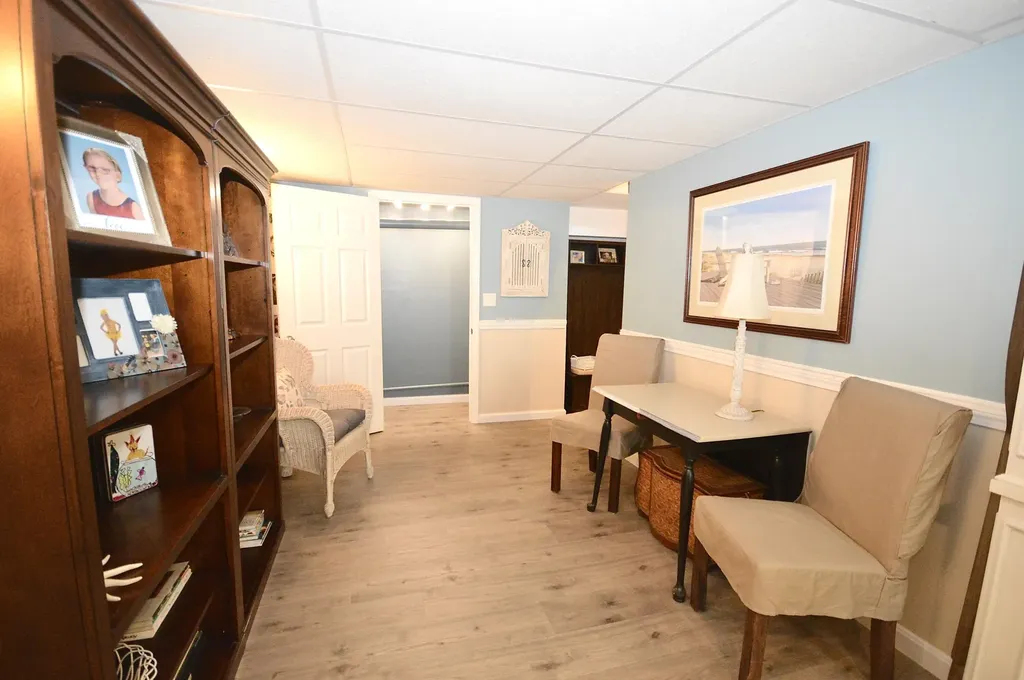899 Main Road Eddington ME 04428
