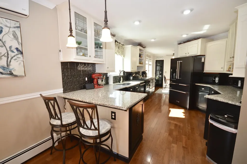 899 Main Road Eddington ME 04428
