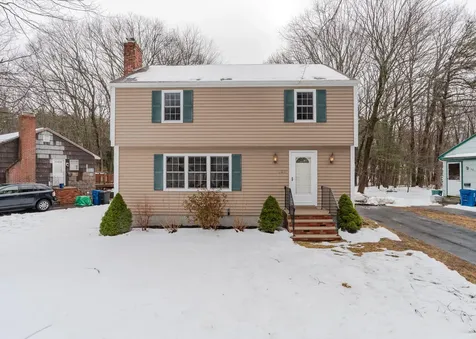 129 Pinecrest Road Portland ME 04102