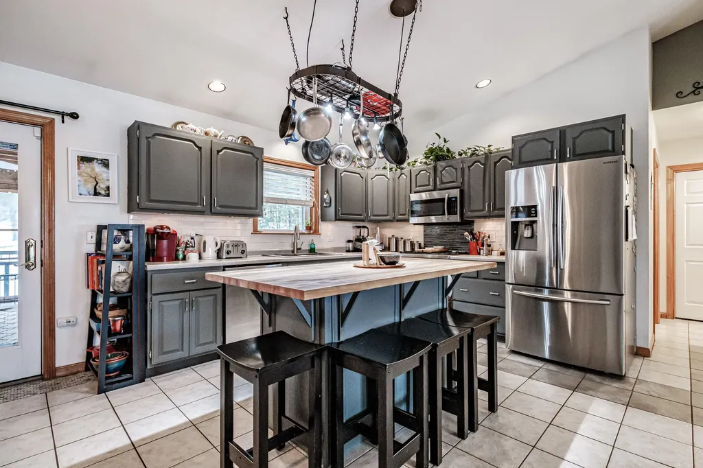 427 E Hardscrabble Road Auburn ME 04210