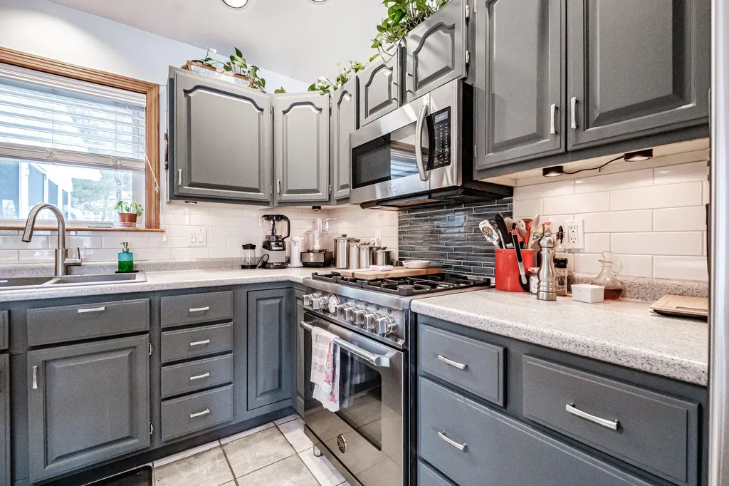 427 E Hardscrabble Road Auburn ME 04210