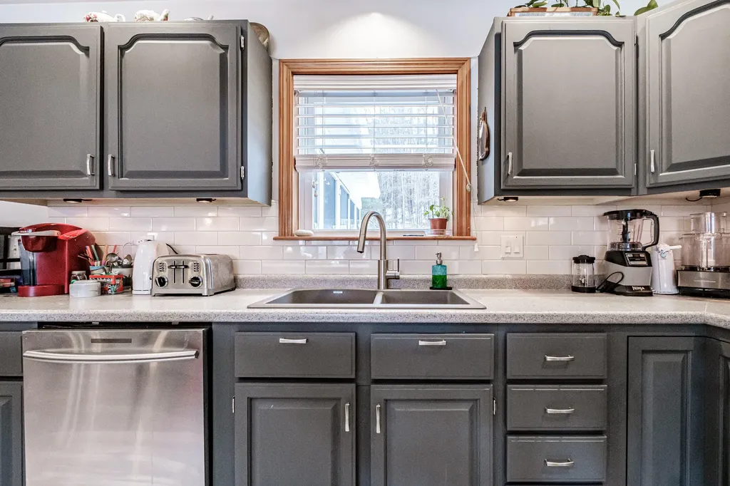 427 E Hardscrabble Road Auburn ME 04210