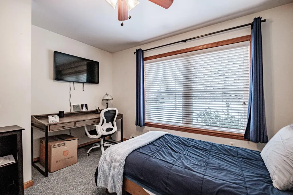 427 E Hardscrabble Road Auburn ME 04210
