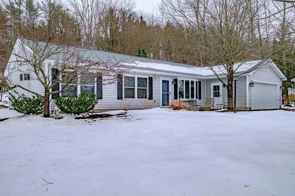 427 E Hardscrabble Road Auburn ME 04210