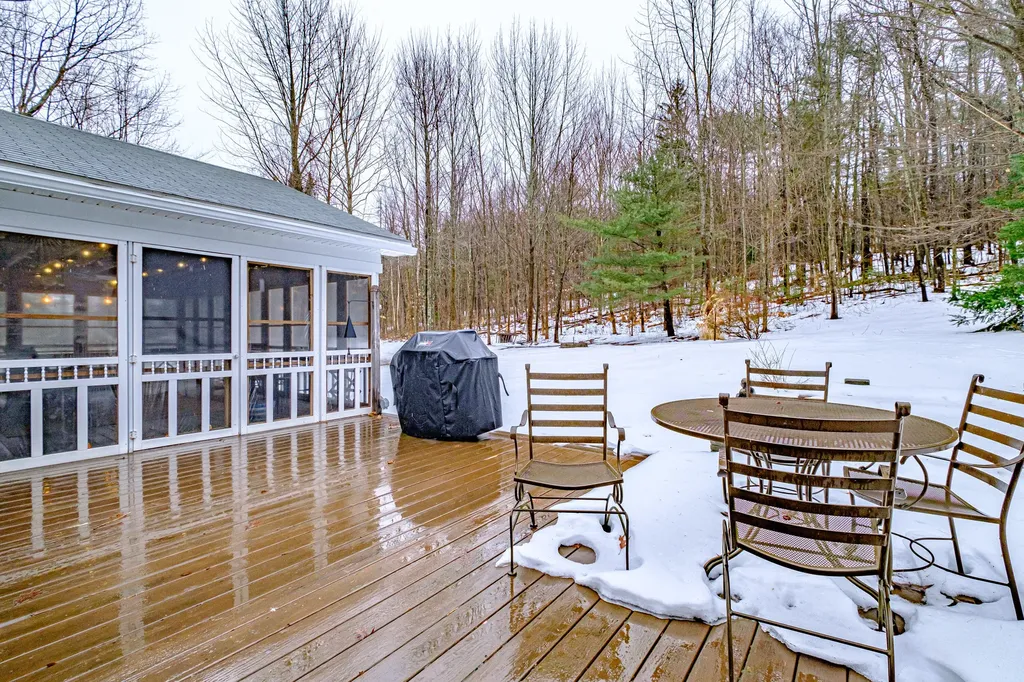 427 E Hardscrabble Road Auburn ME 04210