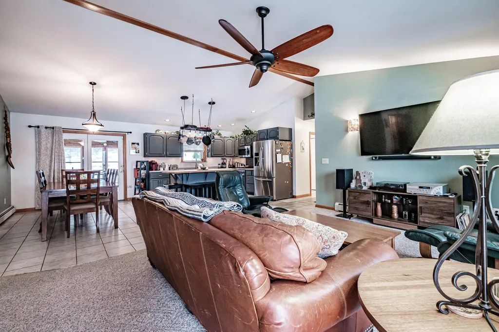 427 E Hardscrabble Road Auburn ME 04210