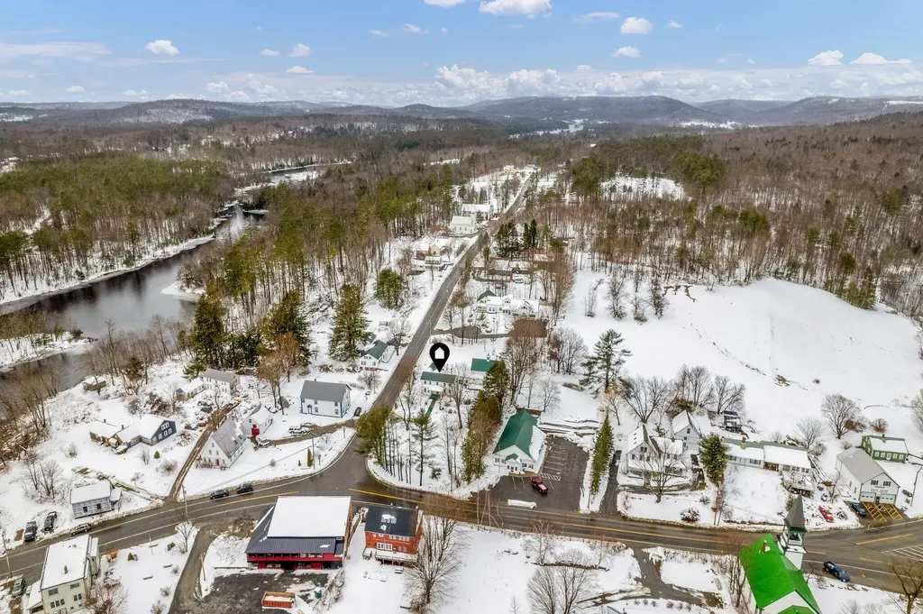 350 Pond Road Mount Vernon ME 04352