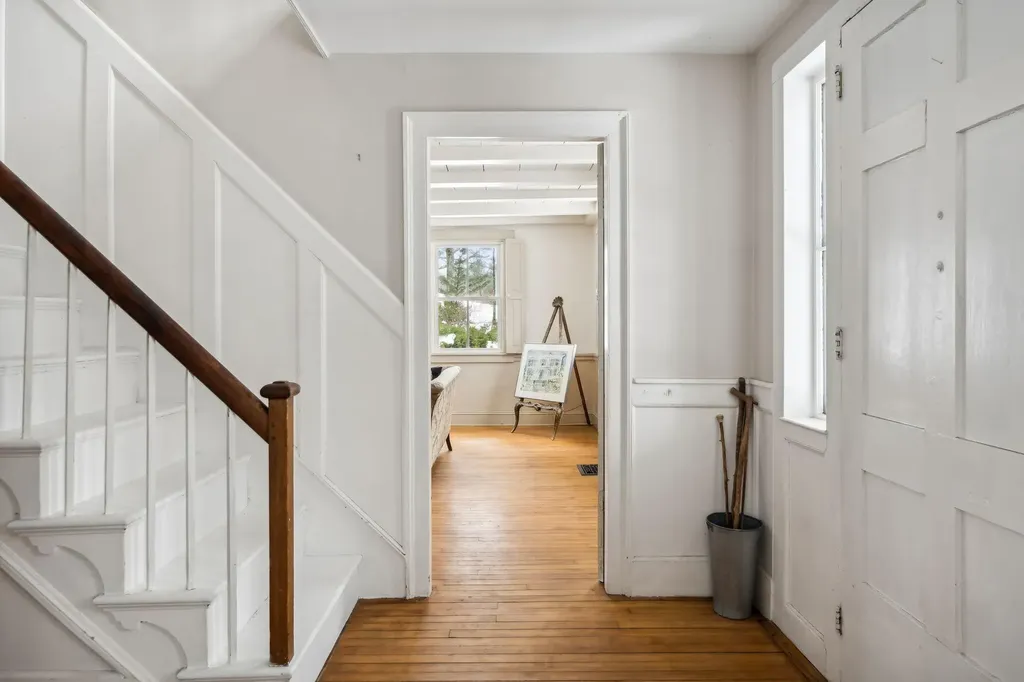 350 Pond Road Mount Vernon ME 04352