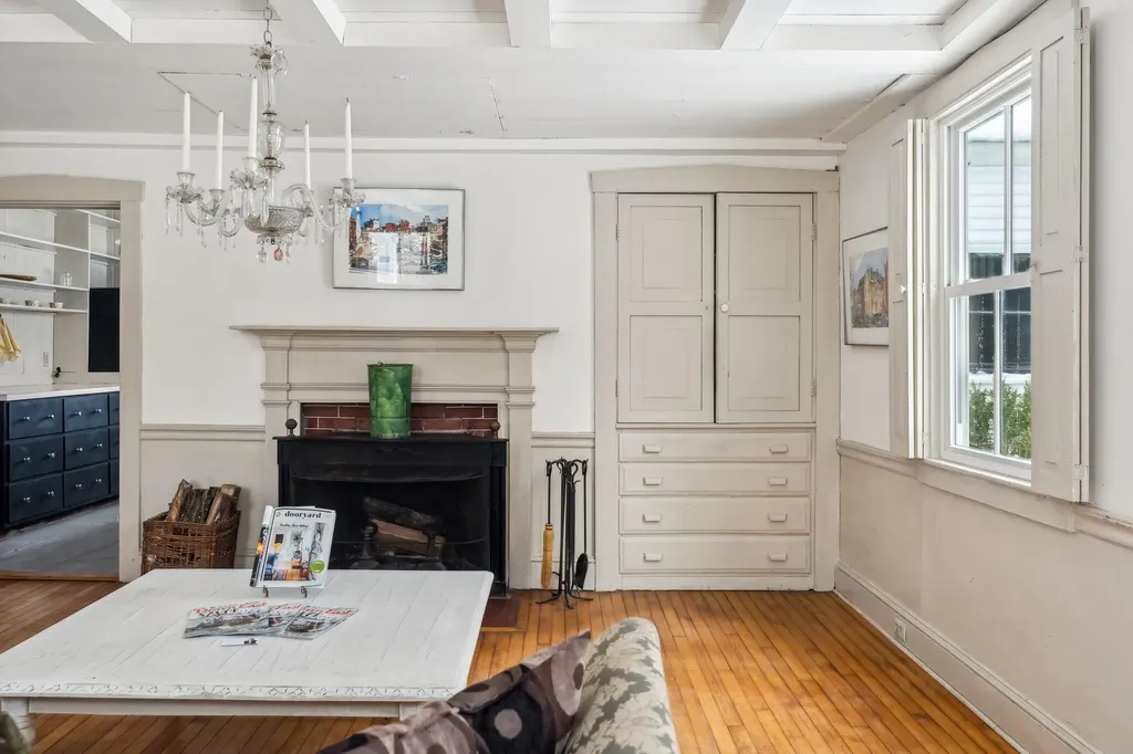 350 Pond Road Mount Vernon ME 04352