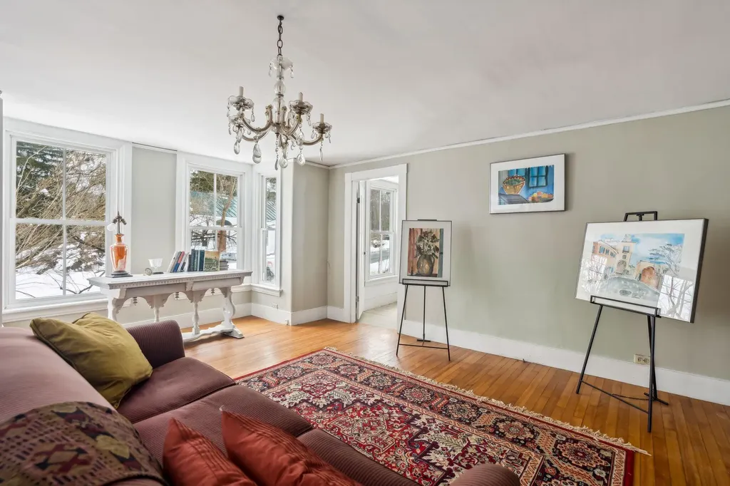 350 Pond Road Mount Vernon ME 04352