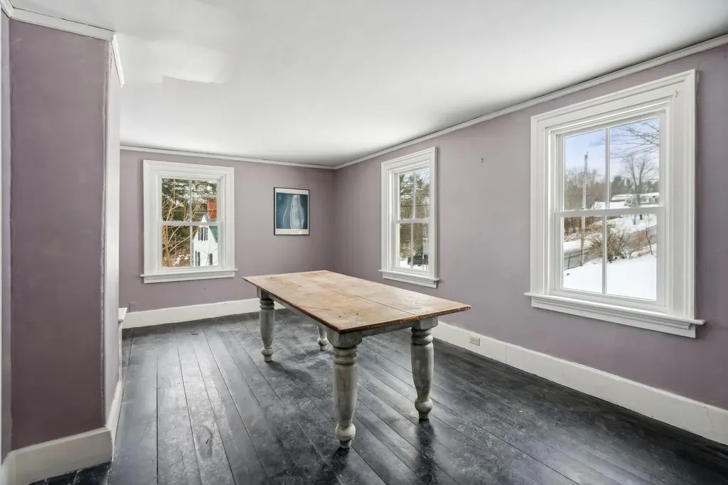 350 Pond Road Mount Vernon ME 04352