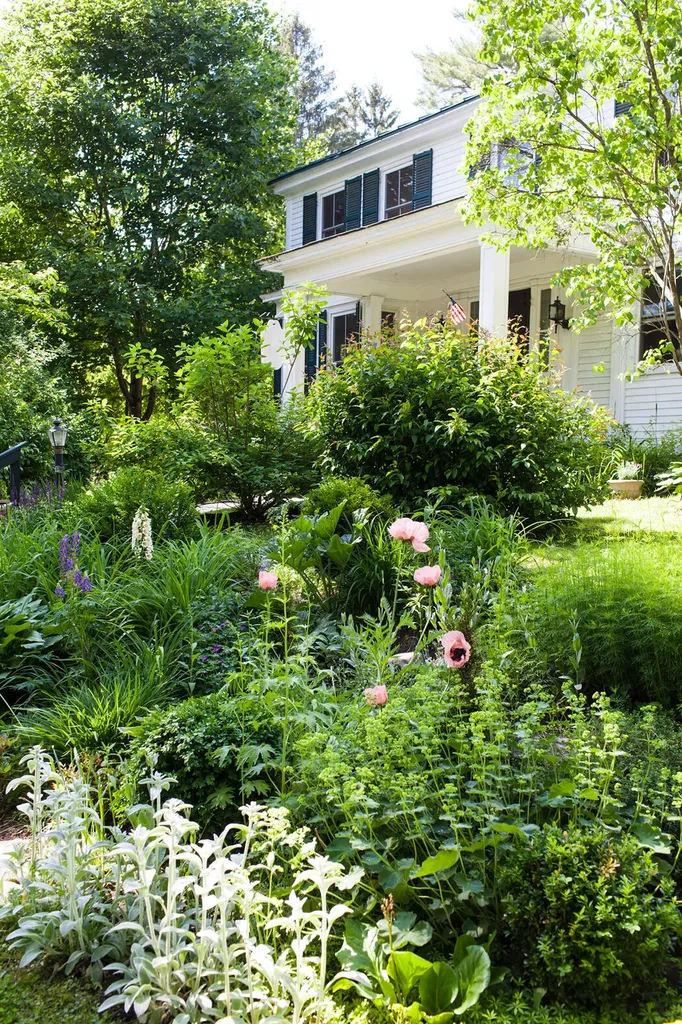 350 Pond Road Mount Vernon ME 04352