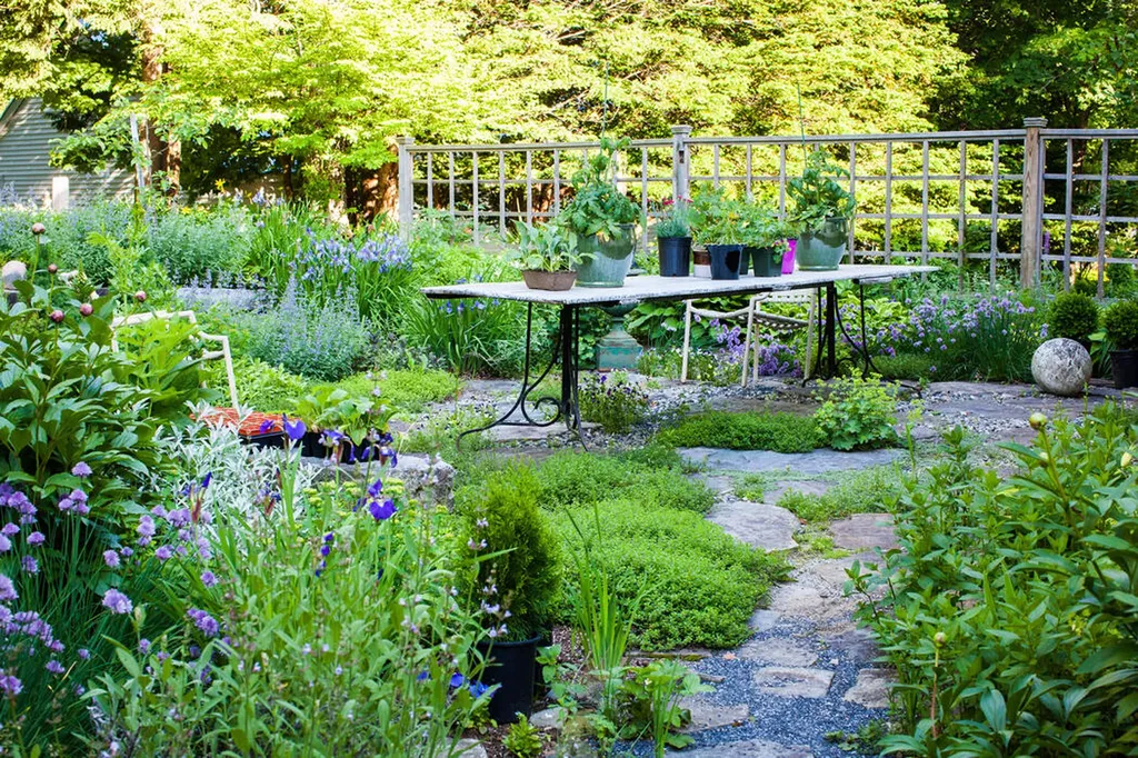 350 Pond Road Mount Vernon ME 04352