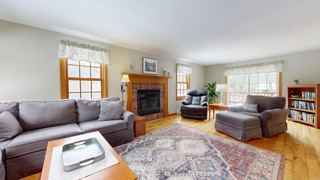 30 Burnham Woods Circle Scarborough ME 04074