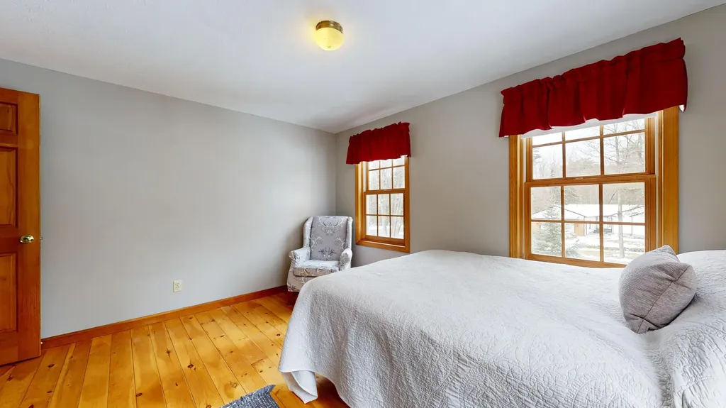 30 Burnham Woods Circle Scarborough ME 04074