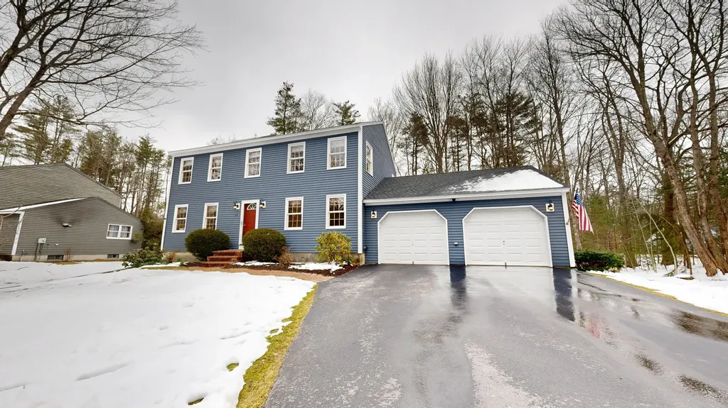 30 Burnham Woods Circle Scarborough ME 04074