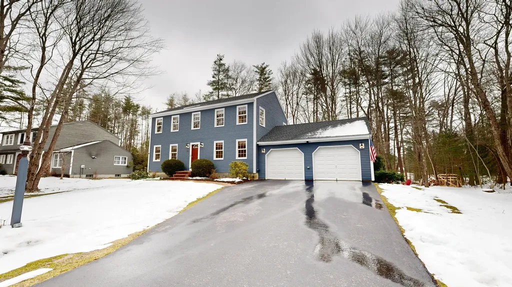 30 Burnham Woods Circle Scarborough ME 04074