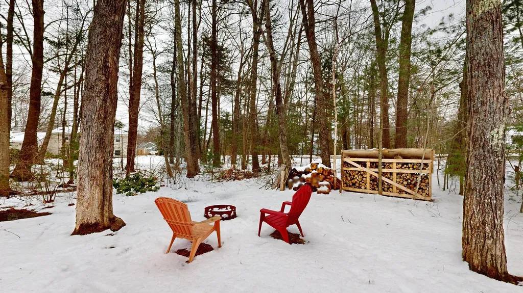 30 Burnham Woods Circle Scarborough ME 04074