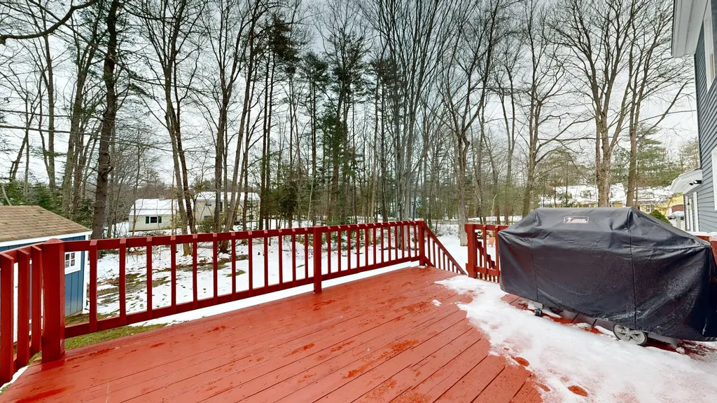 30 Burnham Woods Circle Scarborough ME 04074