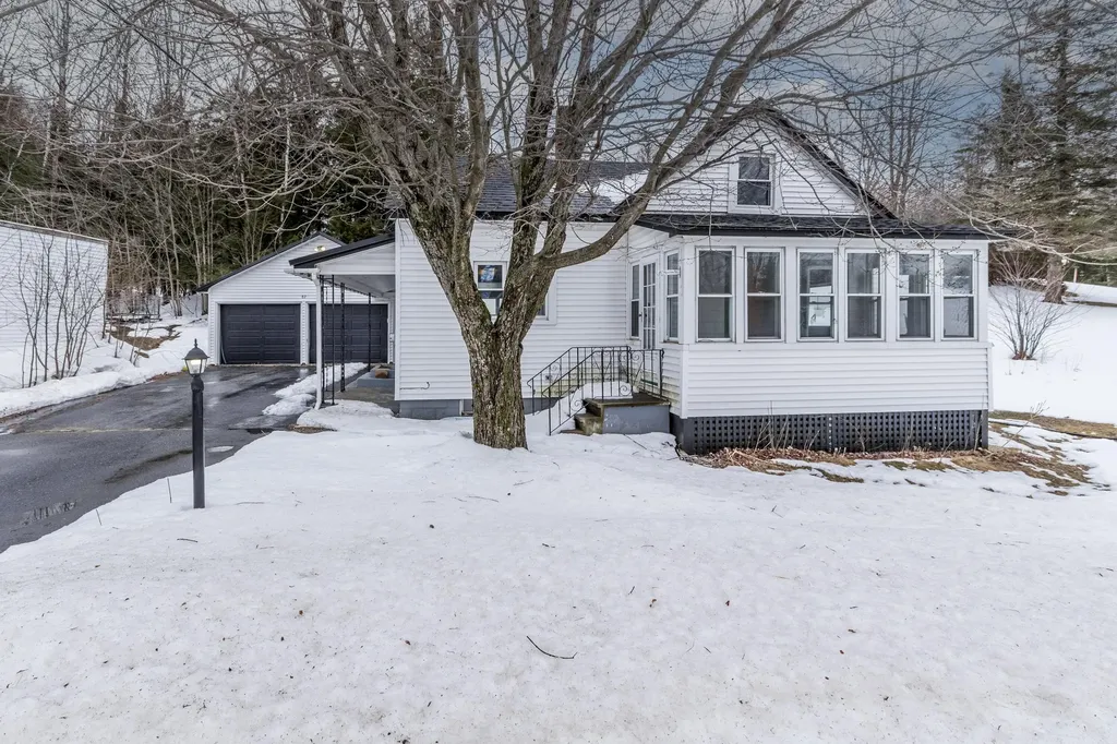 82 Harrison Road Norway ME 04268