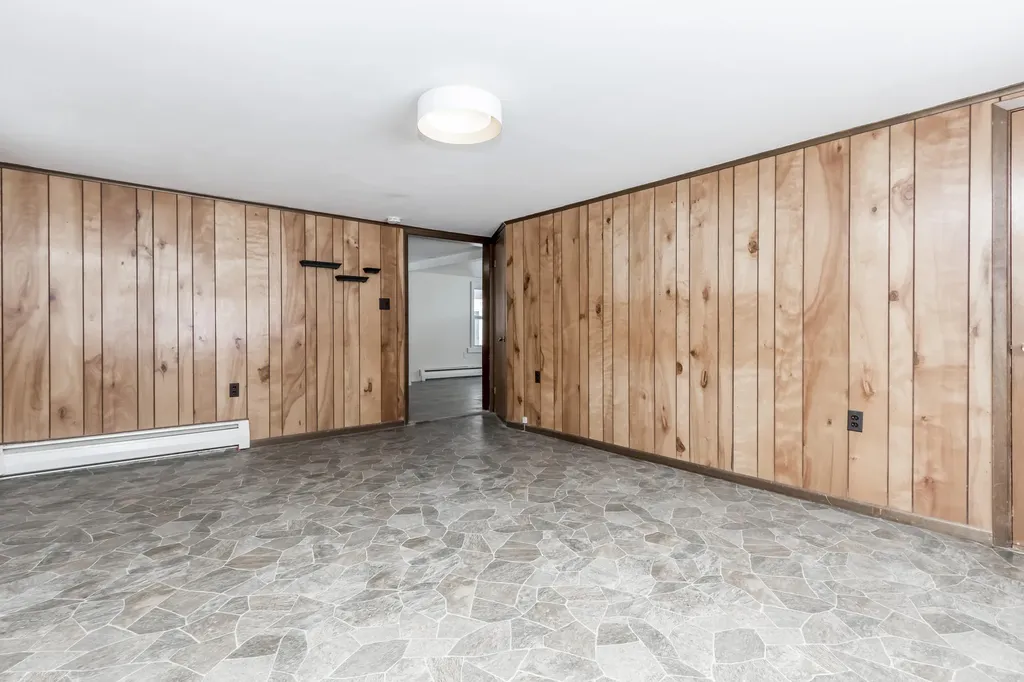 82 Harrison Road Norway ME 04268