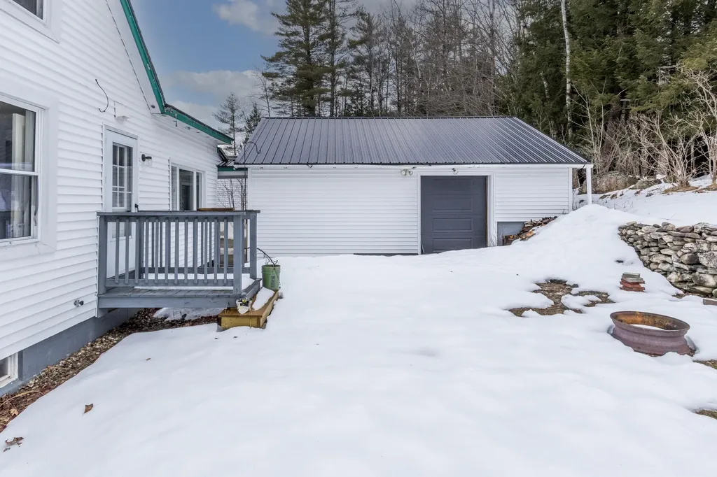 82 Harrison Road Norway ME 04268