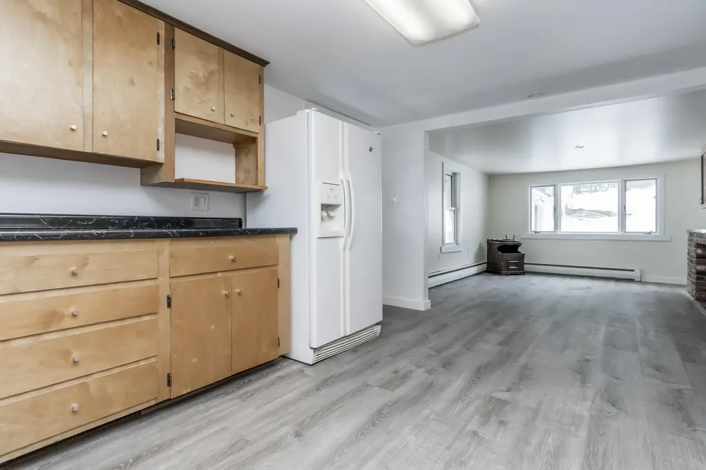 82 Harrison Road Norway ME 04268